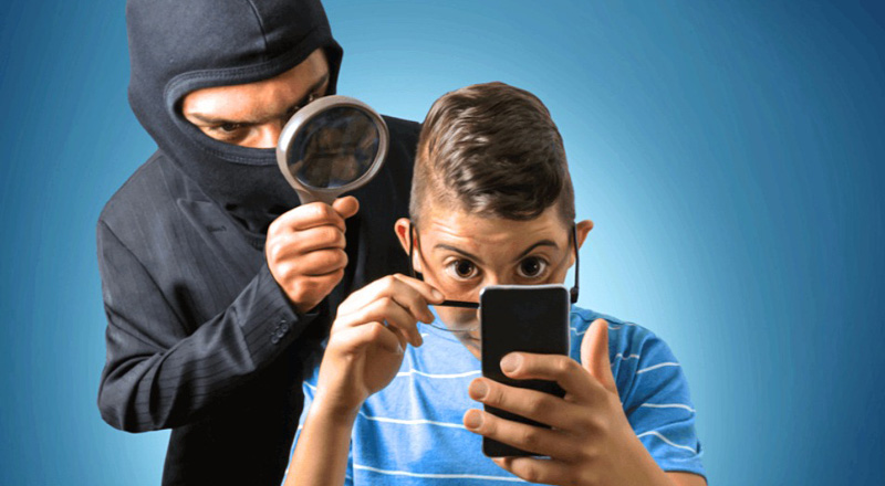 بهترین راهکارها برای افزایش امنیت گوشی-هر برنامه‌ای را دانلود نکنید